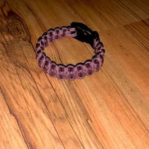 Lavender paracord bracelet